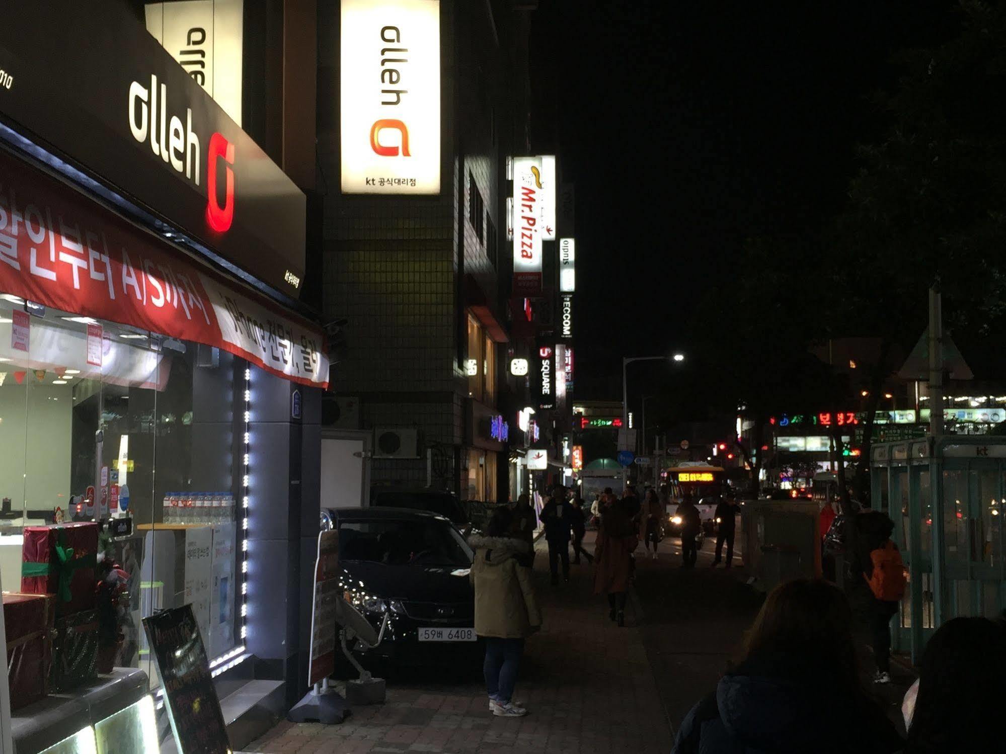 Backpackers In Jeju City Center المظهر الخارجي الصورة