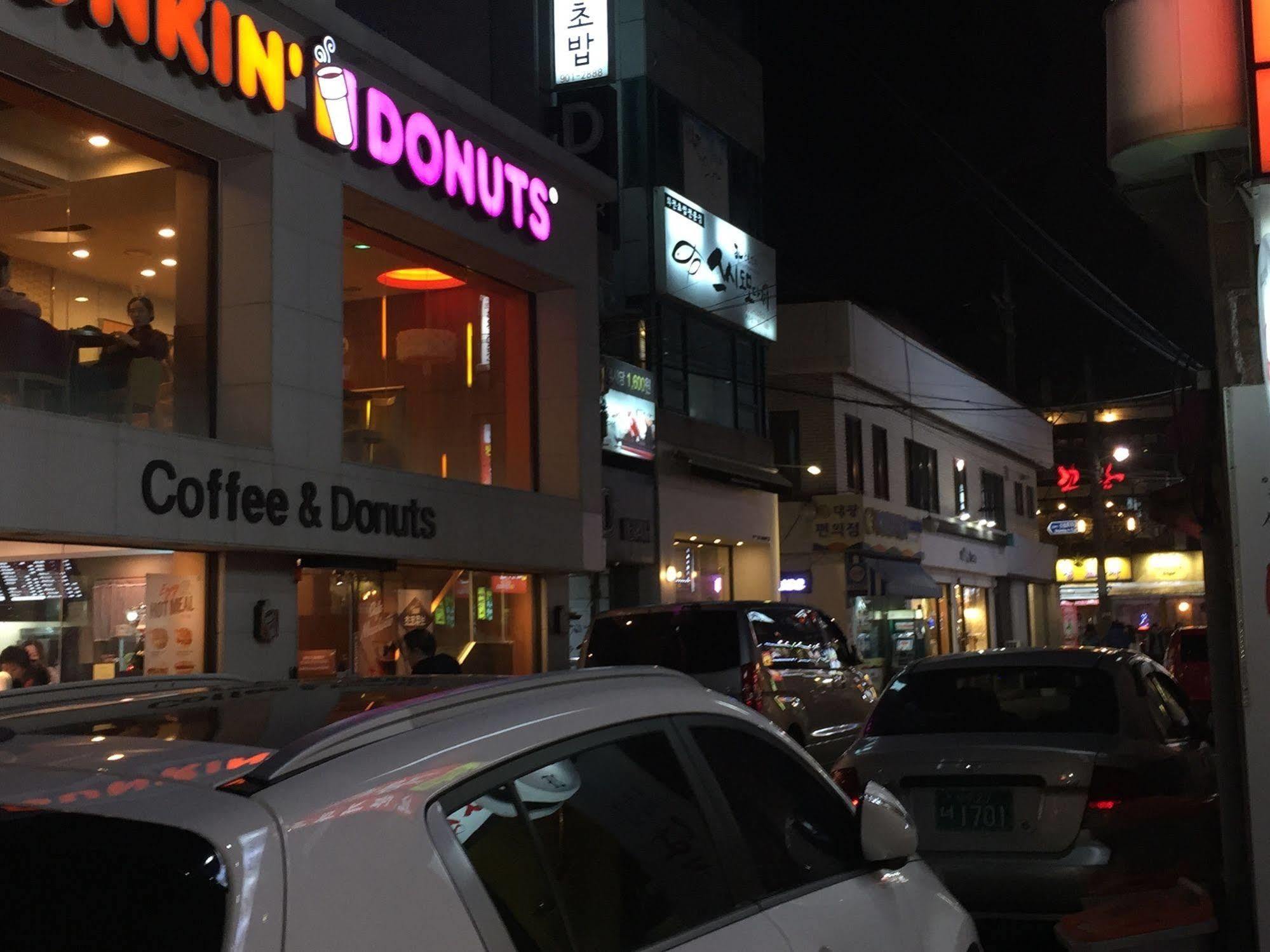 Backpackers In Jeju City Center المظهر الخارجي الصورة